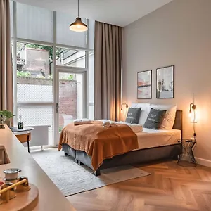 Limehome Keizerstraat 3*, Den Haag Nederland